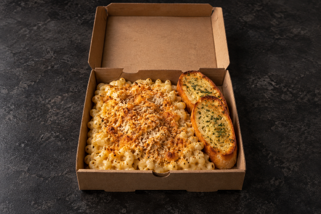 Kooshy's Mac N Cheese Main
