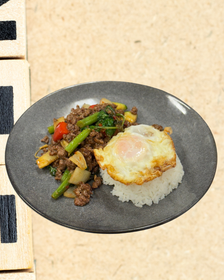 Kapao 🌶️ with rice & fried egg