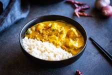 Yellow curry with rice (Lunch)