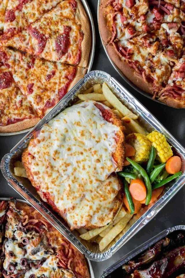 About Webb St Pizza
